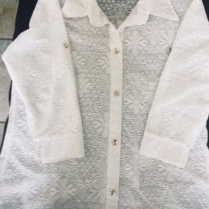 Lace Blouse, New, Never Worn, Stretchy Fabric.